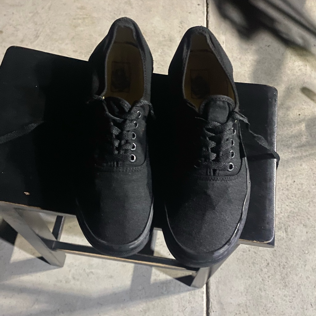 Black Vans Era Skateboarding Trainers Skateboarding Size 6